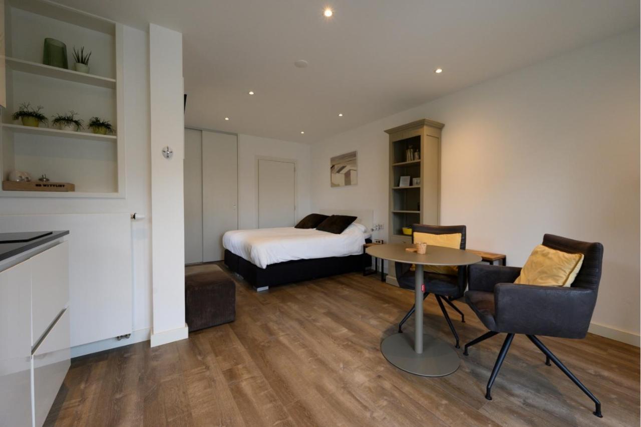 Bed & Breakfast Witvliet, En Met Heerlijk Ontbijt ! Zoutelande